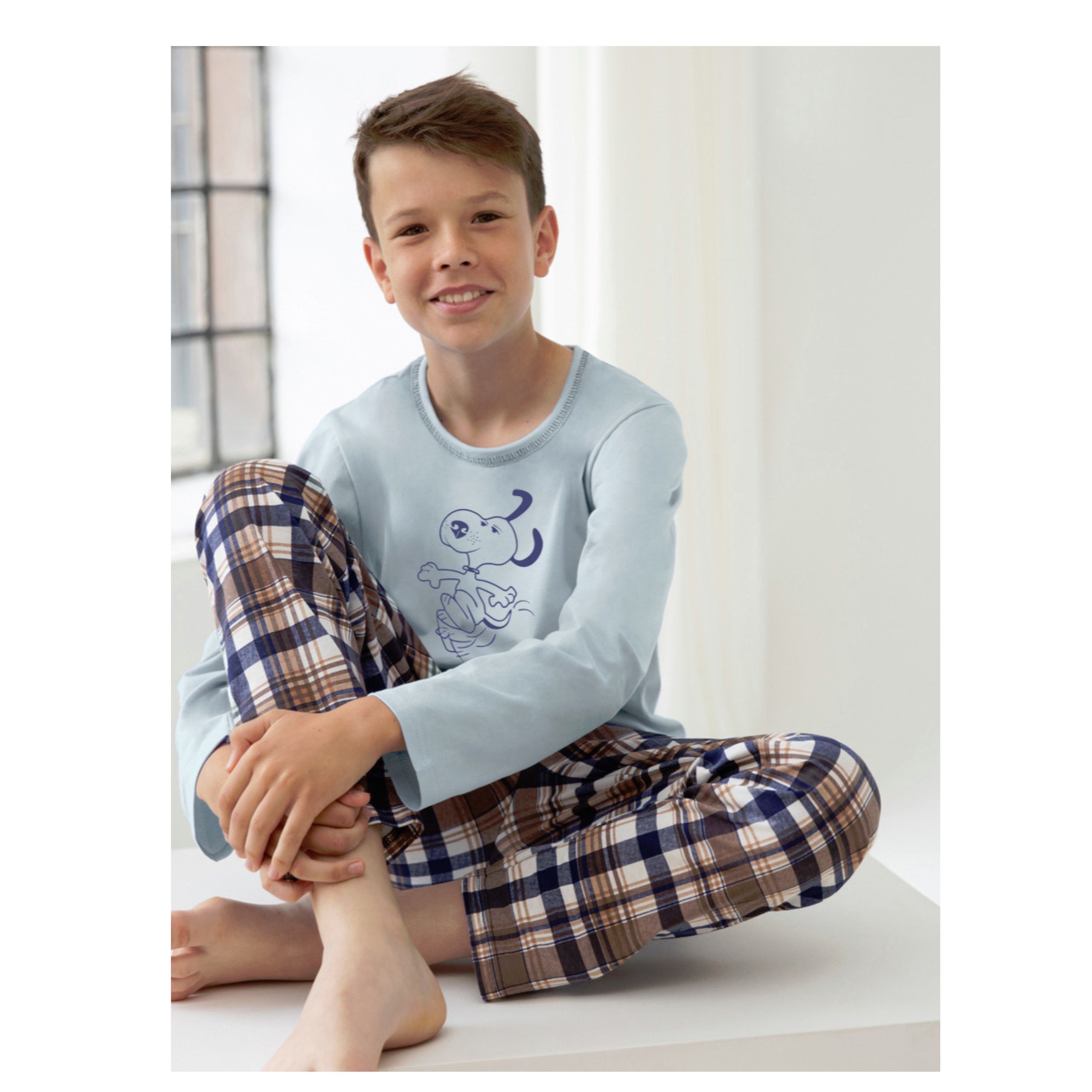 Piżama młodzieżowa z długim rękawem PARKER 3086 TARO