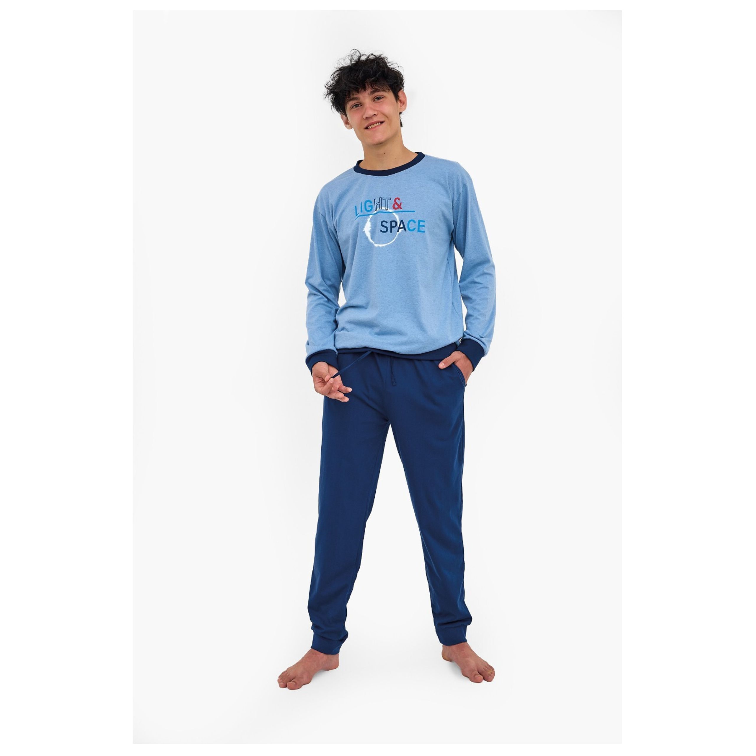 Piżama młodzieżowa z długim rękawem LIGHT Cornette